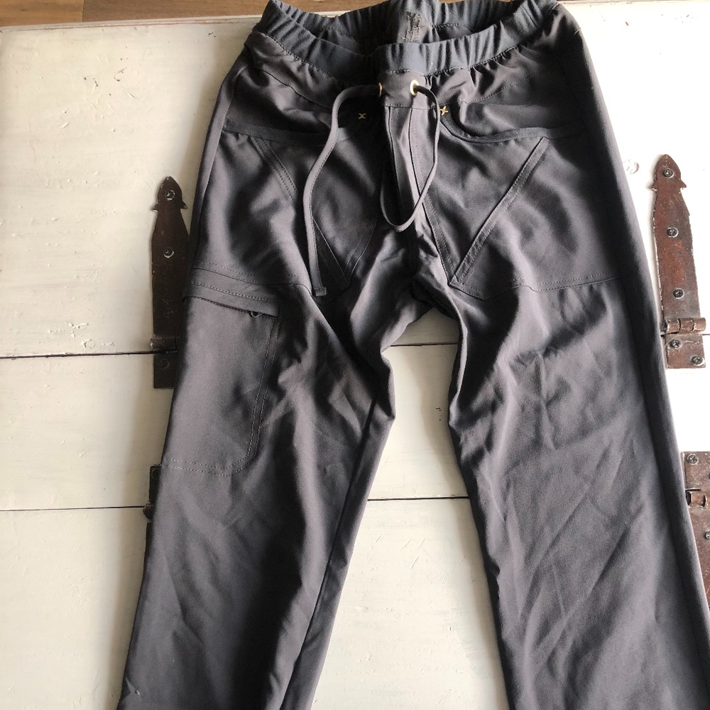 IFlex scrub pants SUPER COMFORTABLE